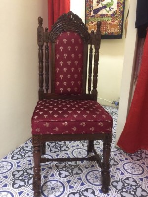 Chaise pour restaurant