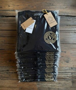 Lots Tee shirts versace jeans