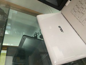 Lot d'ordinateur Portables / Tablettes (20 pcs mini)