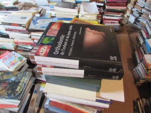 Déstockage très gros livres, CD, DVD, vinyles, magazines, anciens journaux