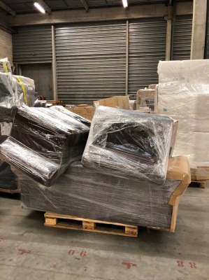 Camion Canapés et Meubles