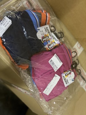 Lot destockage lingerie, maillot de bain de marque