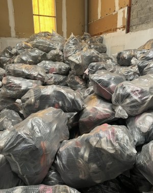 VENTE DE CHAUSSURES ETE SECONDE MAIN