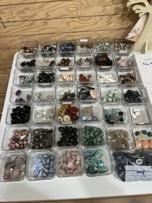 LIQUIDATION TOTALE STOCK LITHOTHÉRAPIE : 7000+ PIÈCES (BIJOUX, MINÉRAUX, CRÉATION)