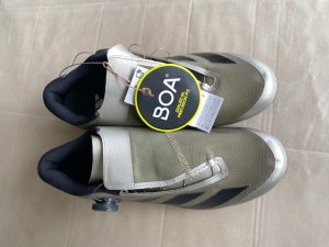 CHAUSSURE DE VELO