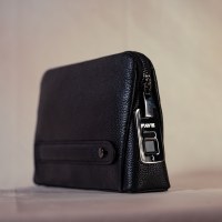 Pochette en Cuir avec verrouillage par empreinte digitale