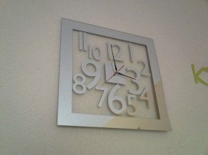 Horloge/pendule miroir design