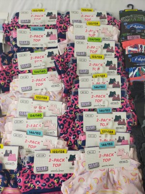 Lot de 56 Paquets de 2 Articles sous - vêtements Homme, Femme, Enfant soit 112 pcs " Li...