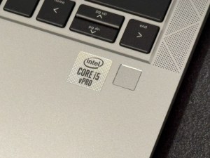 HP EliteBook 830 G7 i5 10310u – écran tactile - Windows 10