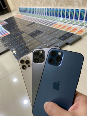 DESTOCKAGE QUOTIDIEN iPhone GRADE A+ A AB 100% fonctionnels !