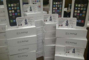 Lots iPhone 5S 64go sous garantie Apple