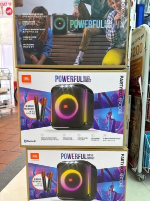 JBL PartyBox Encore Essential Wireless Speaker