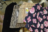 Lot de 24 JUPES Divers pour Femmes