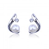 «C» Boucles d'oreilles perle de modèle