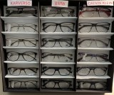 STOCK DE MONTURES OPTIQUES HOMMES FEMMES ENFANTS
