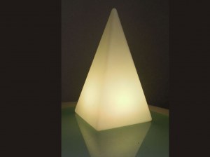 PYRAMIDE DECO LED 16 couleurs