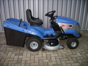 TONDEUSE AUTOPORTÉE