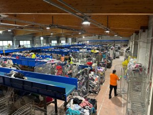 LIQUIDATION VETEMENTS OCCASSION MIXTE ORIGINE EUROPE