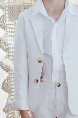 Lot de costumes,vestes,pantalons enfants