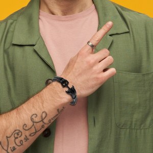 Bracelet cuire ancre acier boite cadeau