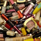 Lot liquidation maquillage mix de marque nus - 500 pièces