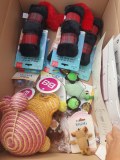 Lot de jouets et griffoires pour chats
