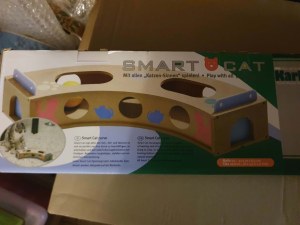 Lot de jouets et griffoires pour chats