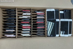 DESTOCKAGE LOT IPHONE 7 / X / XR / 11