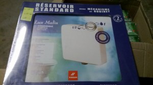 LOT ACCESSOIRES PLOMBERIE ET SANITAIRES