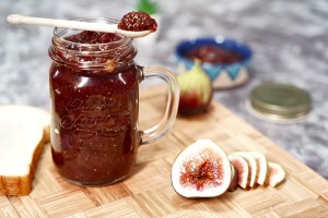 Lucien georgelin - confiture de figue blanche cuite aux pommes et au chaudron
