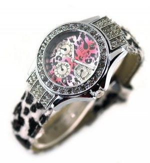 Montre fantaisie miler, style leopard et crystaux sur le cadran