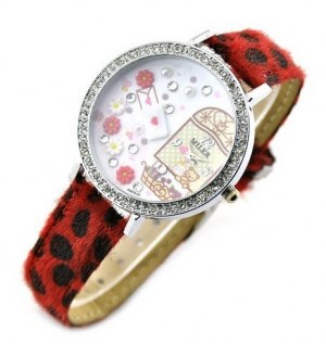 Montre fantaisie pour enfant. Bracelet cuir et cadran certi de crystaux
