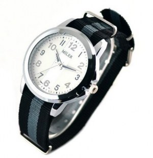 Montre fantaisie miler avec cadran circulaire et bracelet en canvas