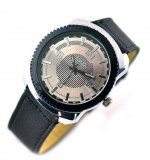 Montre miler pour homme avec bracelet en cuir et boitier argente