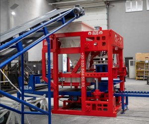 Machine fabrication de brique, parpaing, pavés autobloquant