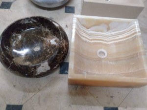 Lot de vasques en marbre