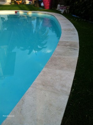 Margelle Travertin Mixte 1er Choix 61x33x3cm - Bord Rond