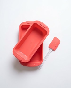 DESTOCKAGE : KITS DE PÂTISSERIE SILICONE ROUGE (2 MOULES + 1 MARYSE) – 816 PIÈCES