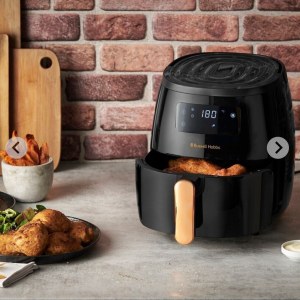 Air fryer Russell Hobbs 26510 neuf ( lot de minimum 25 unités )