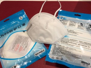 Lot de masques KN95 FFP2 3D Masques Faciles Pliables 4 couches Anti-Poussière Non-tissé...