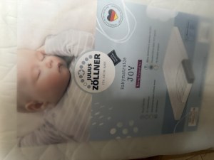 DÉSTOCKAGE PROFESSIONNEL – 282 MATELAS BÉBÉ JULIUS ZÖLLNER – LOT COMPLET