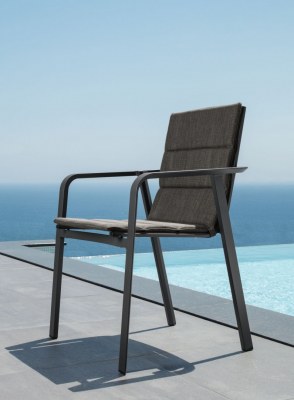 Chaises MILO Alu de chez TALENTI