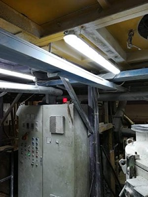 PLAFONNIER LED 150cm