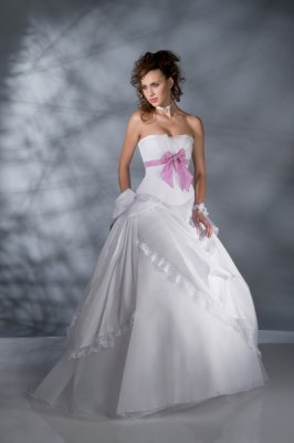 Robes de mariée et costules