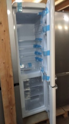 Nouvelle Offre BtoB : Réfrigérateur Combiné VRF280-1 en Déstockage – Finition Crème/Rose