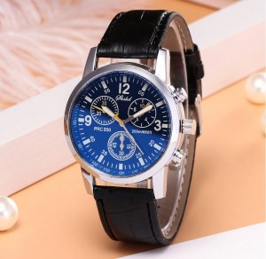 Montre uni en cuir à saisir