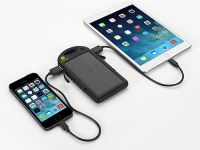 CHARGEUR SOLAIRE HYBRIDE