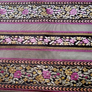 Tissu de brocart au broderie fine - Vente tissus en gros ou moyen quantité (G46)