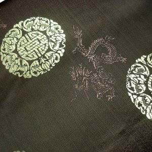 Tissu de brocart au broderie fine - Vente tissus en gros ou moyen quantité (G38)