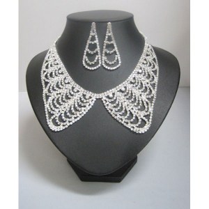 Grossiste Bijoux, Parure faux col